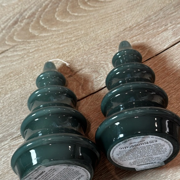 Elegant Green Tree Accents candle - Picture 5 of 13